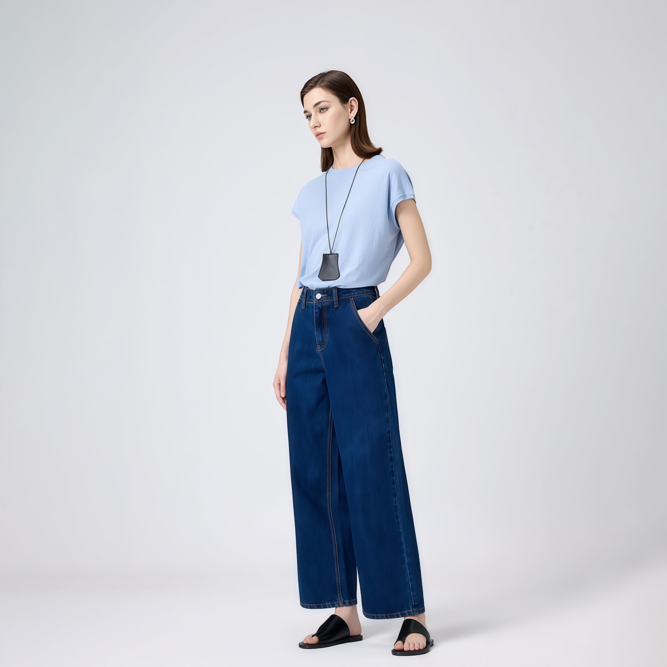 High-Waisted Relaxed-Fit Wide-Leg Jeans image 3