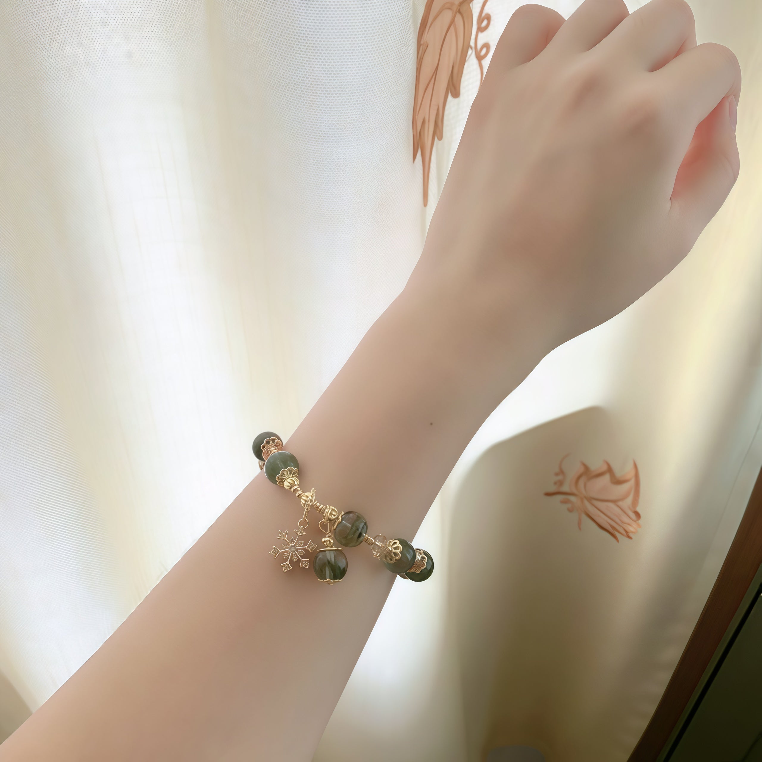 Green Ghost Transparent Snowflake Bracelet