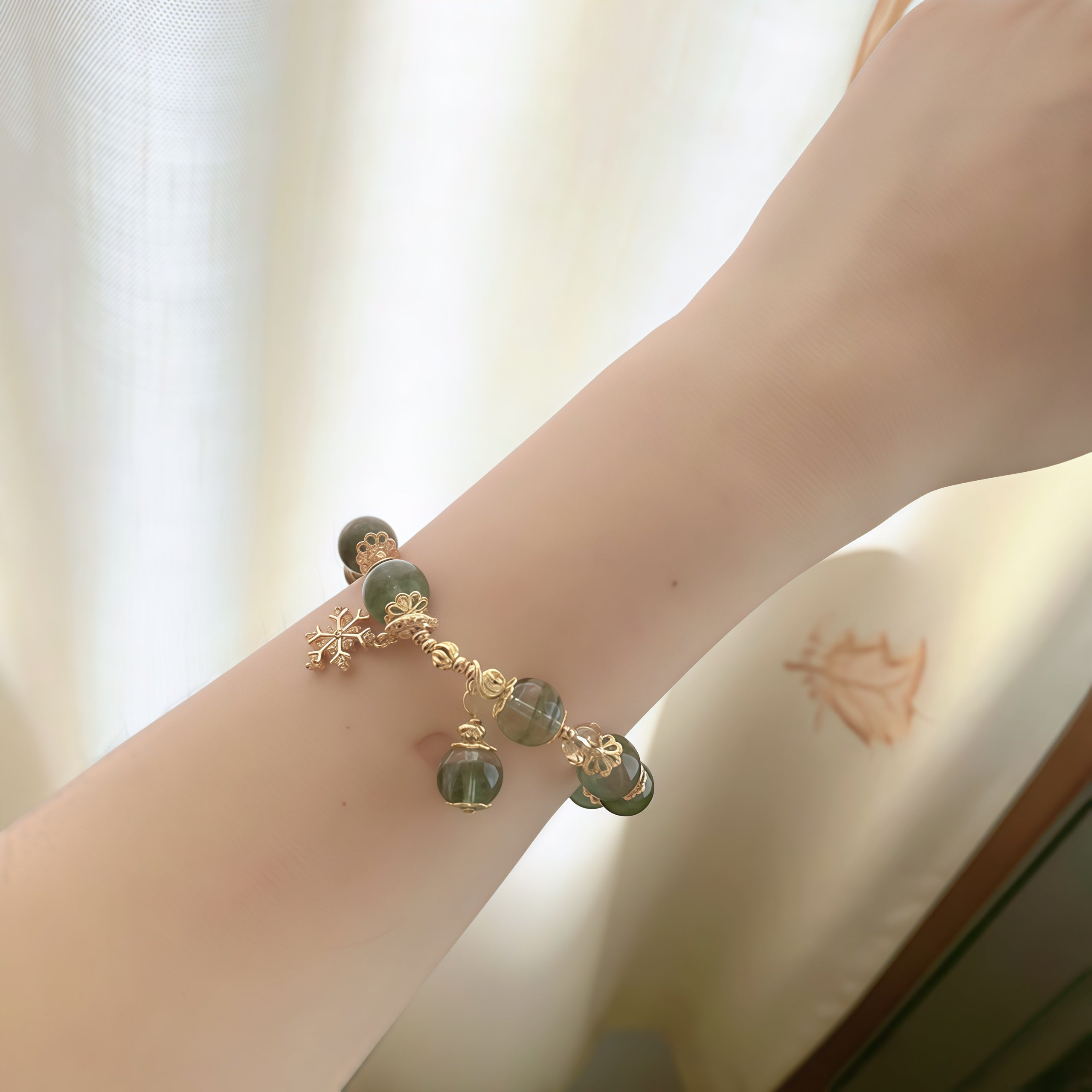 Green Ghost Transparent Snowflake Bracelet