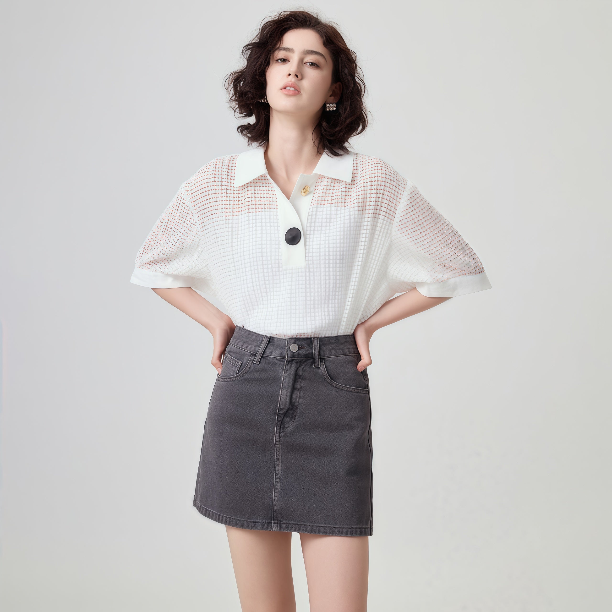 High-Waisted Gray Denim Skirt image 2