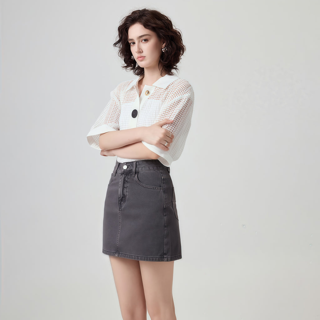 High-Waisted Gray Denim Skirt image 1