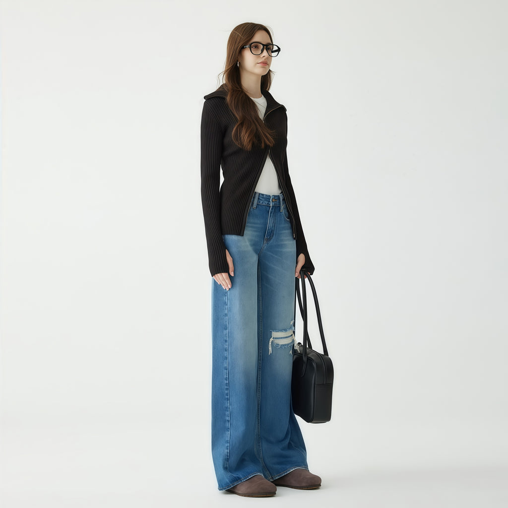 Distressed Wide Leg High Waisted Jeans in Light Blue image 2