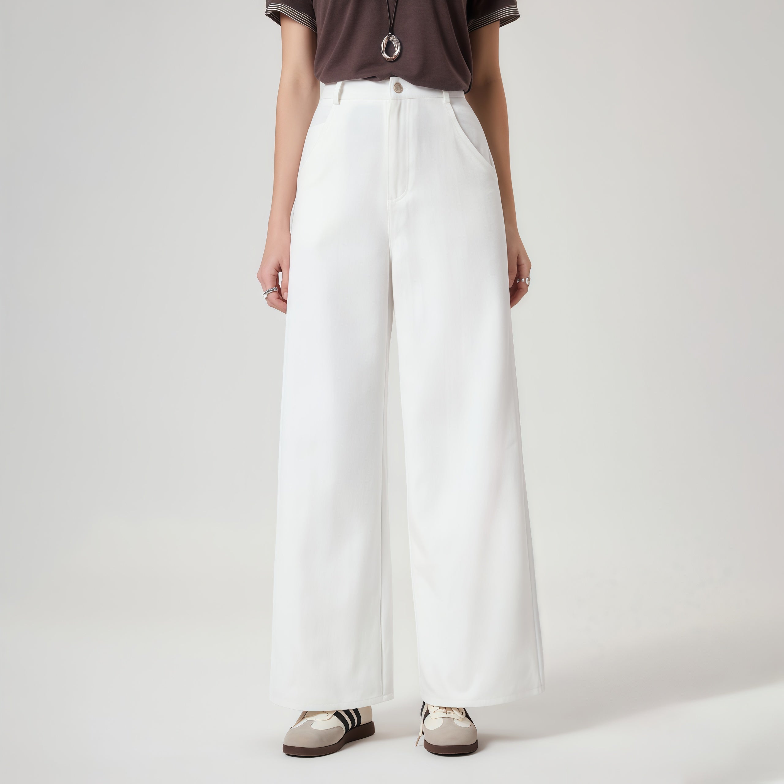 High-Waisted White Wide-Leg Pants image 3