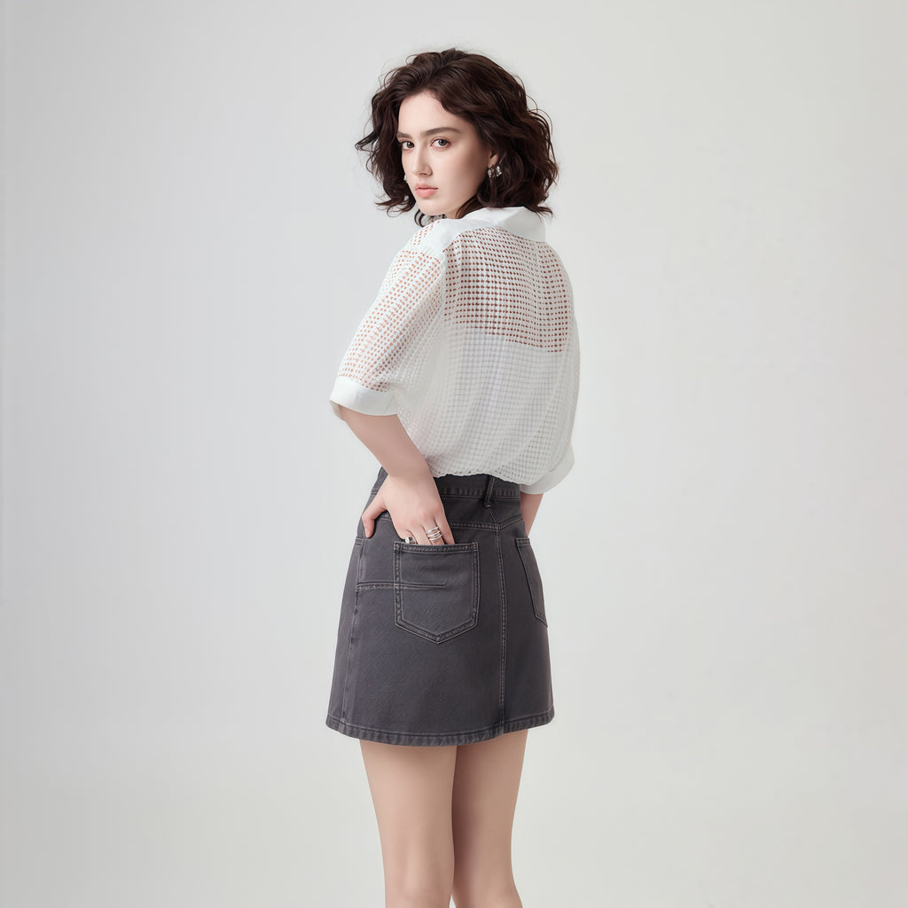 High-Waisted Gray Denim Skirt image 4