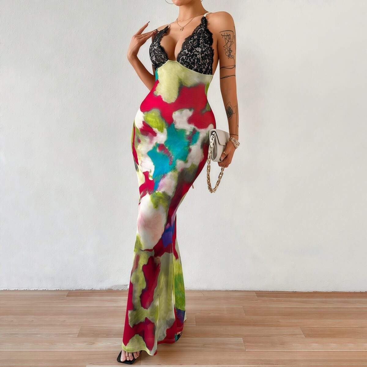 Halter neck dress - Image 3