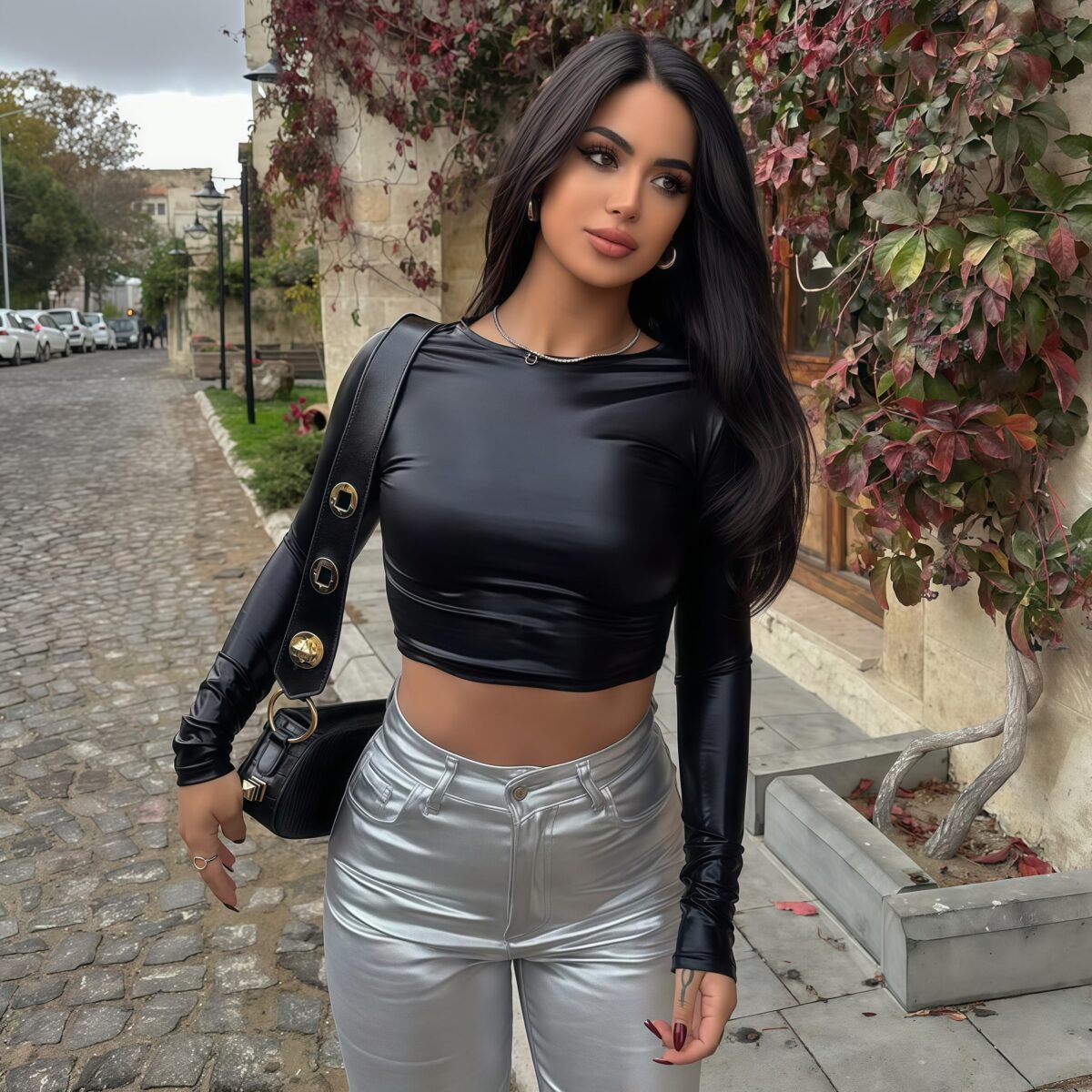 Leather crop top - Image 2