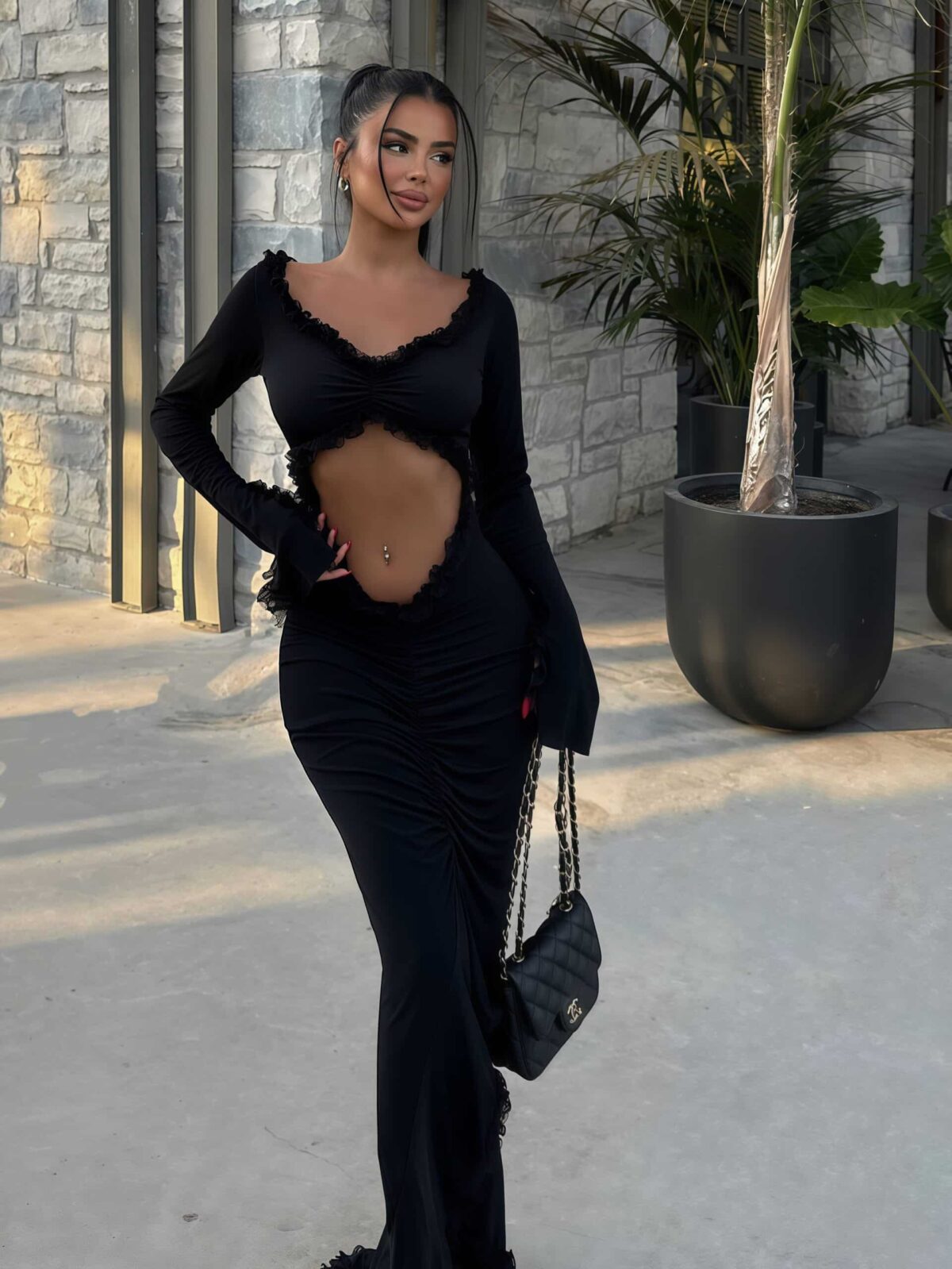 black long sleeve dress