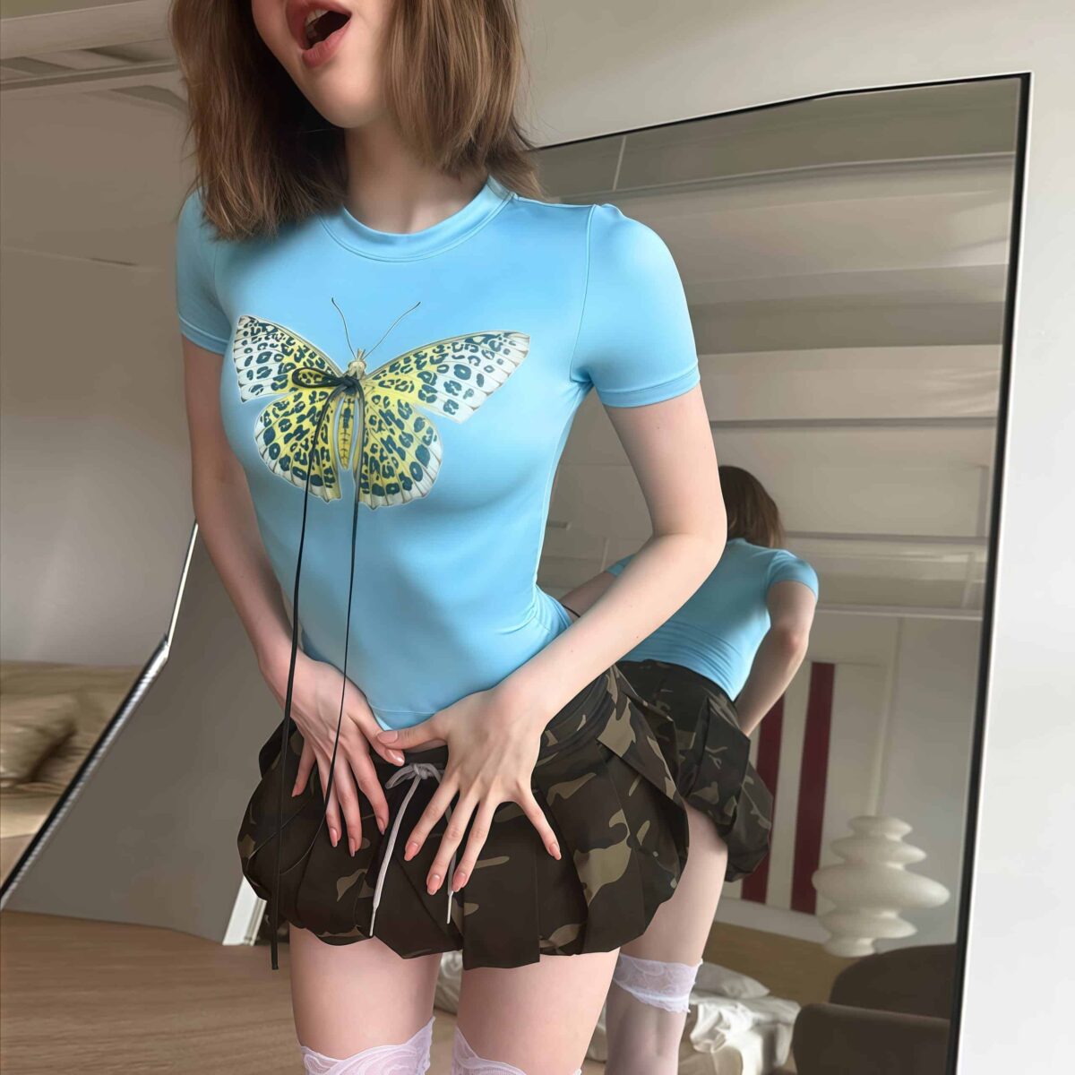 Blue crop top - Image 4