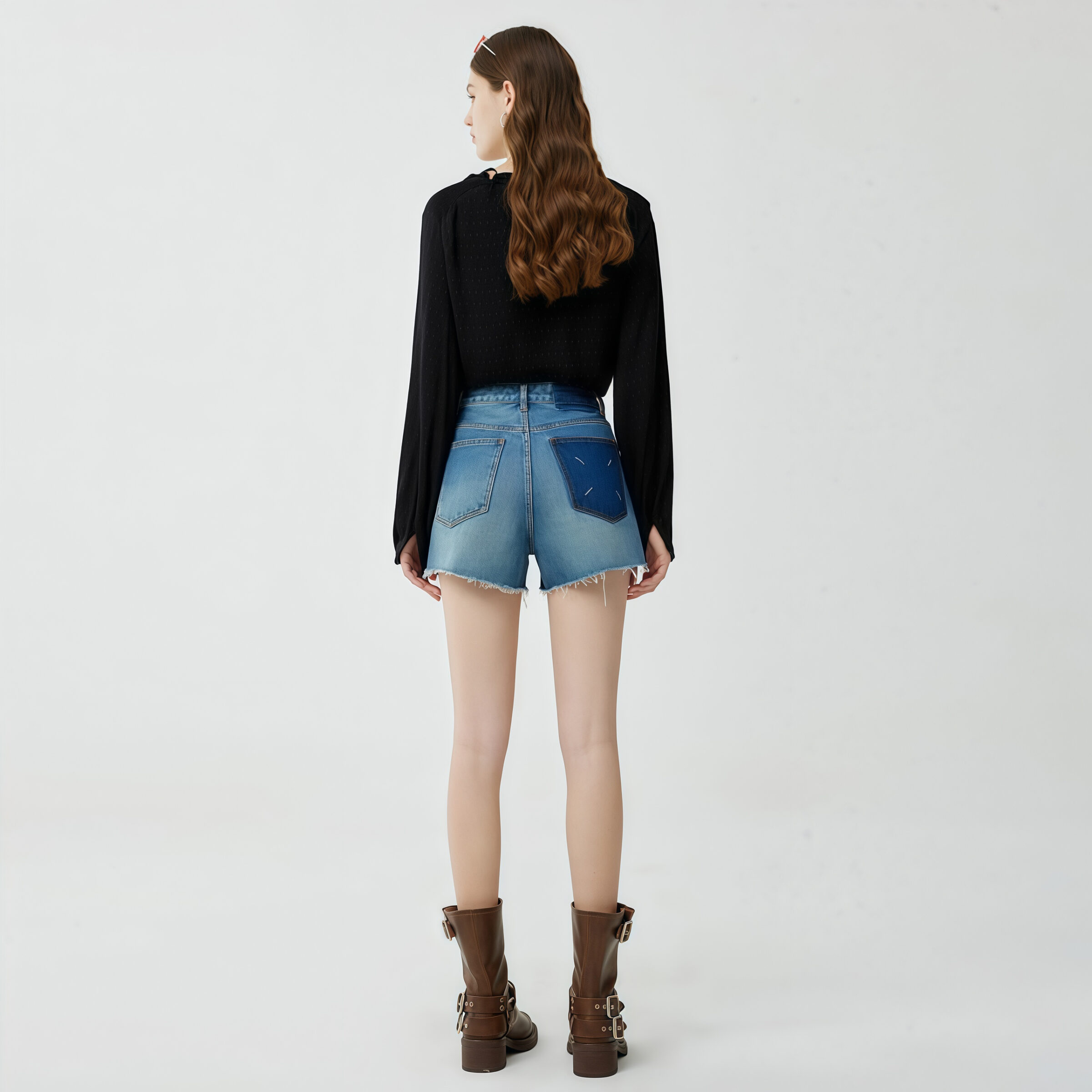 High-Waisted Denim Shorts - Bild 3